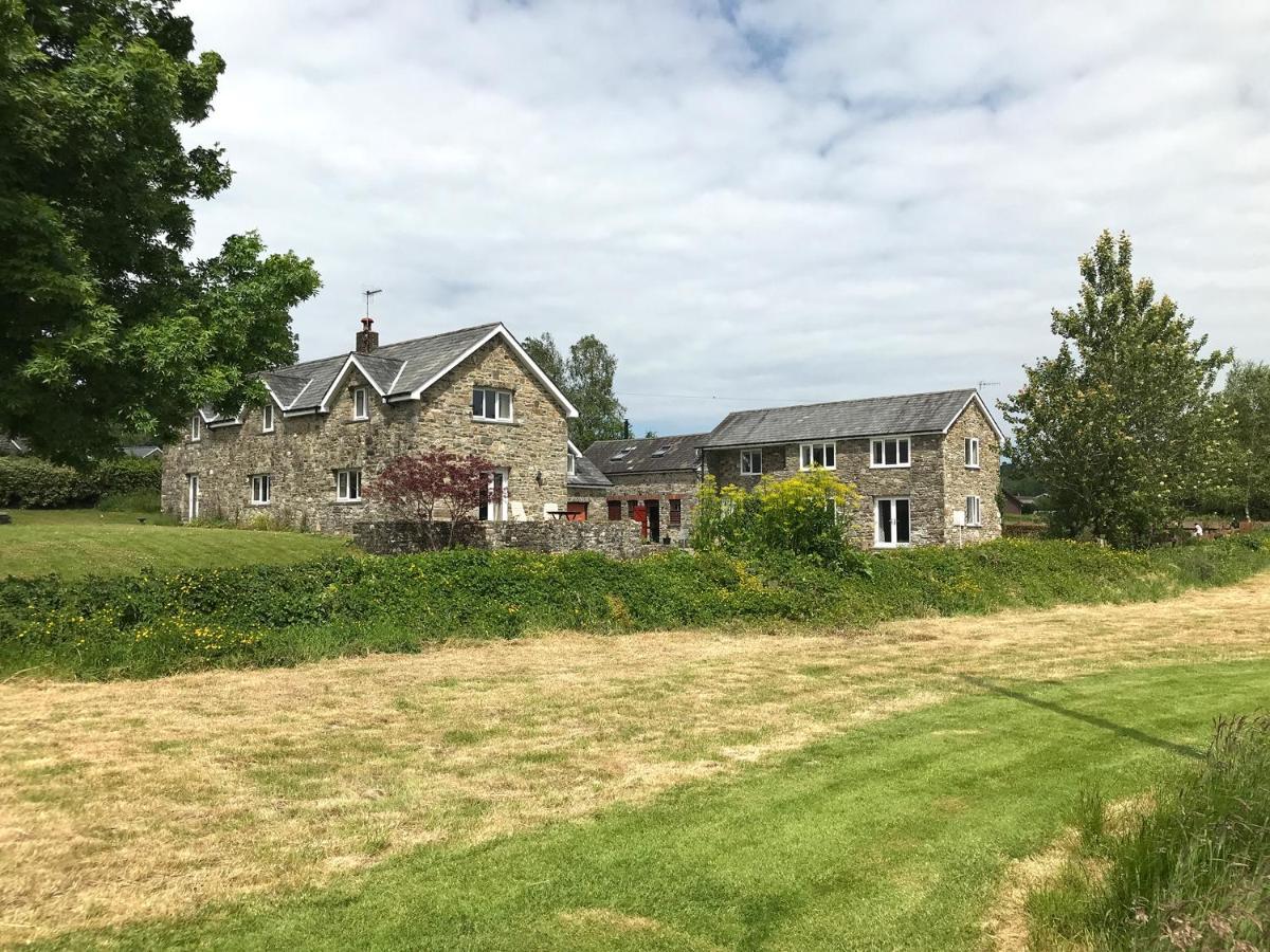 Holiday home Maesyfelin Isaf Llanybydder